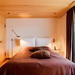 Daire Luxurious Flat With Jacuzzi Sauna