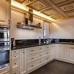 Apartment Luxurious Flat With Jacuzzi Sauna Schönried