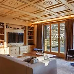 Luxurious Flat With Jacuzzi Sauna Daire Schönried