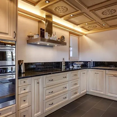 Apartmán Luxurious Flat With Jacuzzi Sauna Schönried