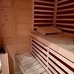Διαμέρισμα Luxurious Flat With Jacuzzi Sauna Schönried