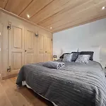 Luxurious Flat With Jacuzzi Sauna Διαμέρισμα