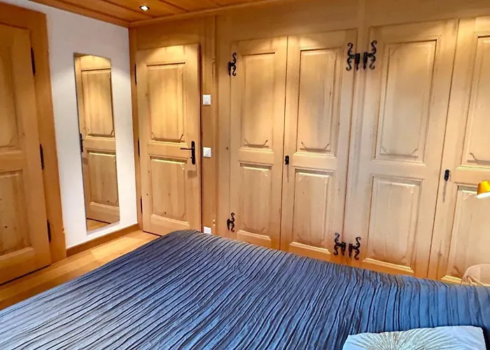 Luxurious Flat With Jacuzzi Sauna Apartament Schönried
